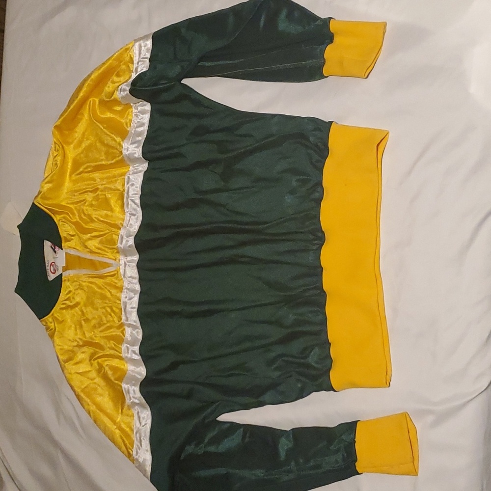 Harv-al athletic size medium vintage cheer top green white and gold 1992